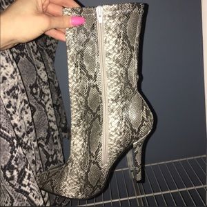 Snake booties